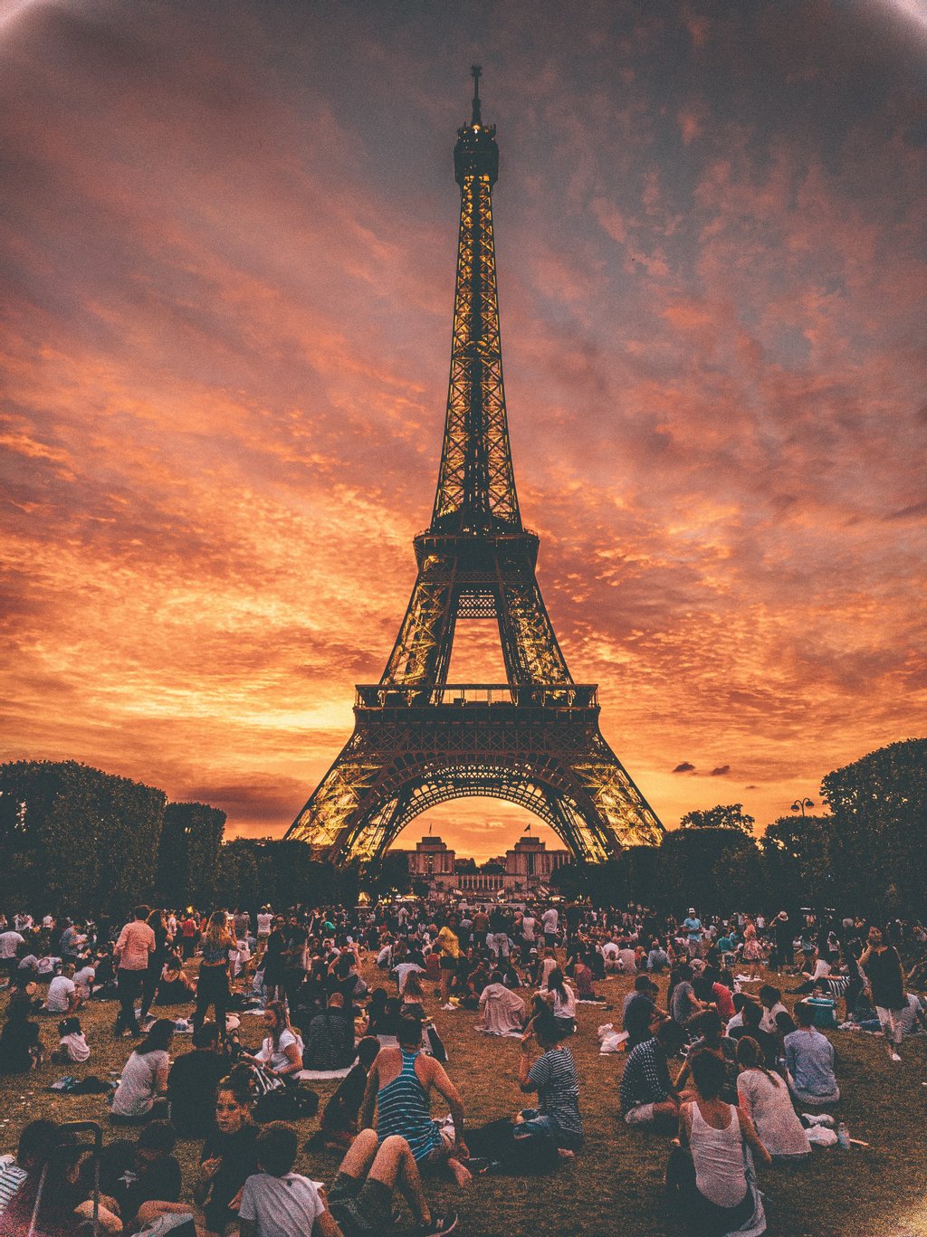 Sunset at Eiffel Tower in Paris, France
